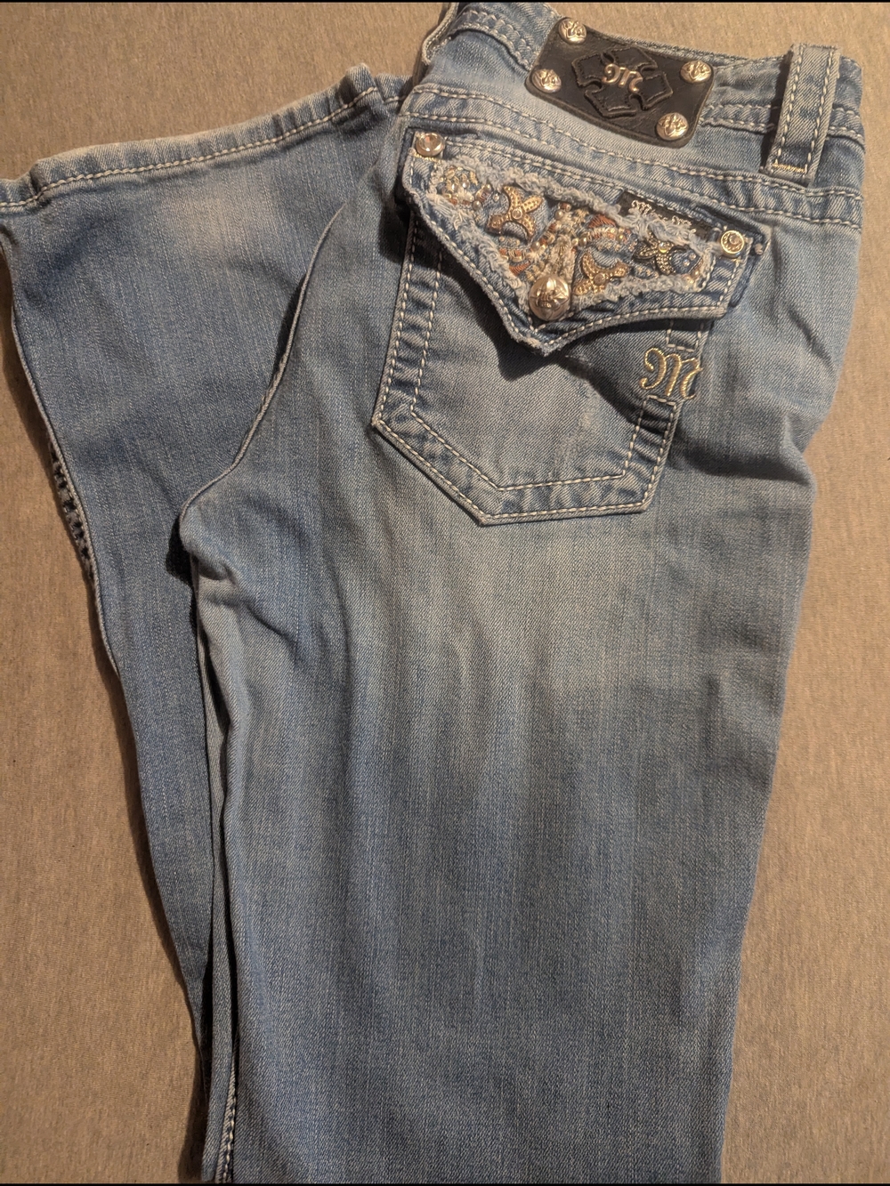 Miss Me Light Wash Embroidered Pocket Skinny Jeans